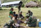 Safari Honai Satgas Yonif 742/SWY Sentuh Hati Warga Papua, Tokoh Masyarakat Wunabunggu Dapat Penanganan Medis Darurat